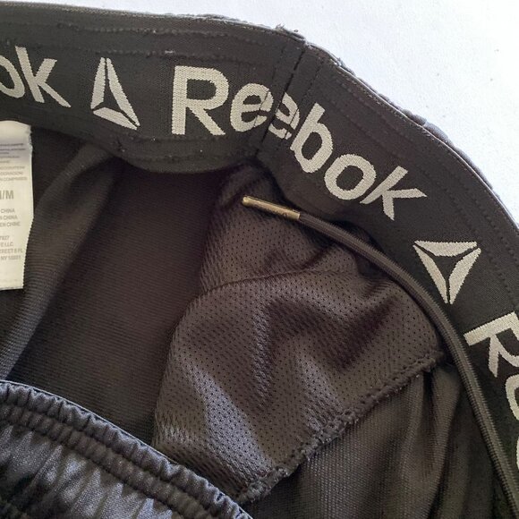 Reebok Men’s Active Training Pants. Size Medium. Color Black - Picture 5 of 11